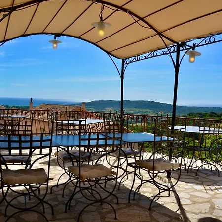 L'ecurie Du Castellas