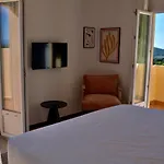 Hotel L'ecurie Du Castellas *